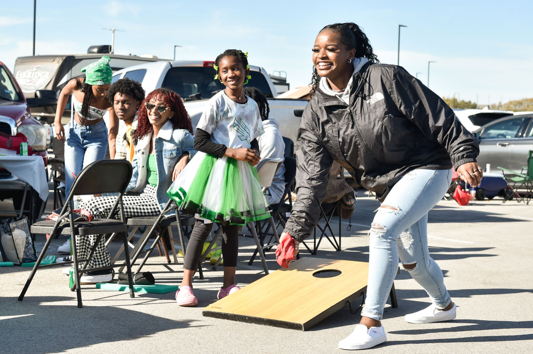 211114_drc_news_tailgaterimg3